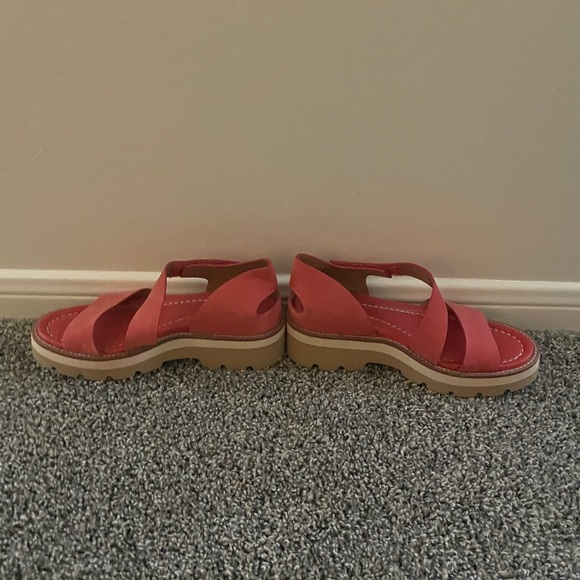 Women's Red Sandals - Picture 2 of 6